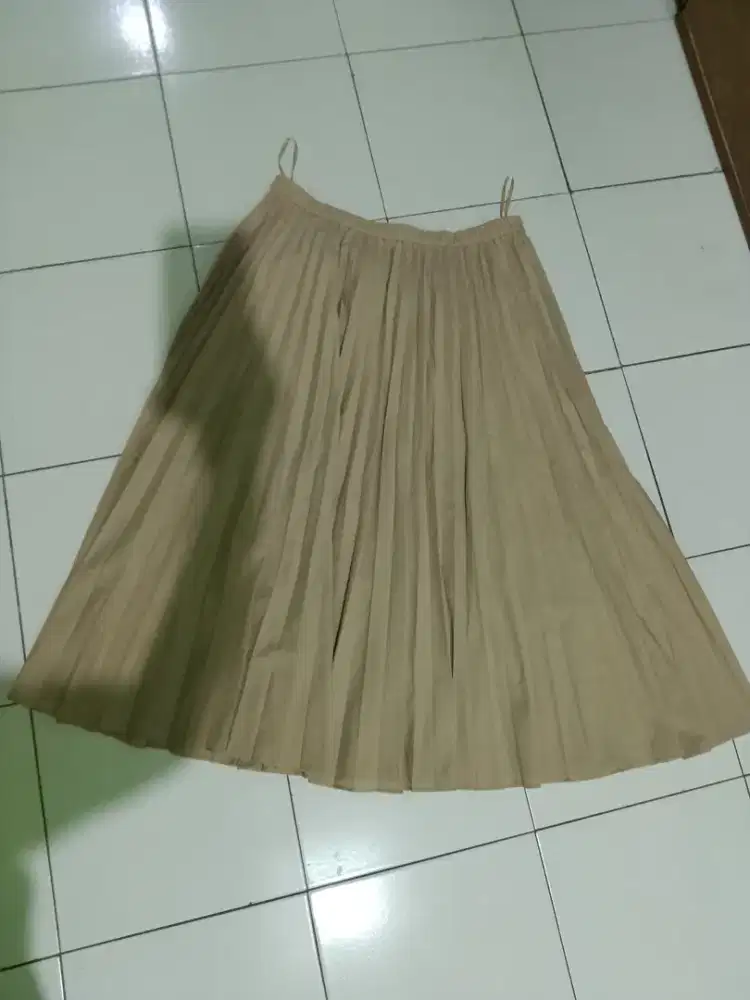 Rok plisket uniqlo ori xxl