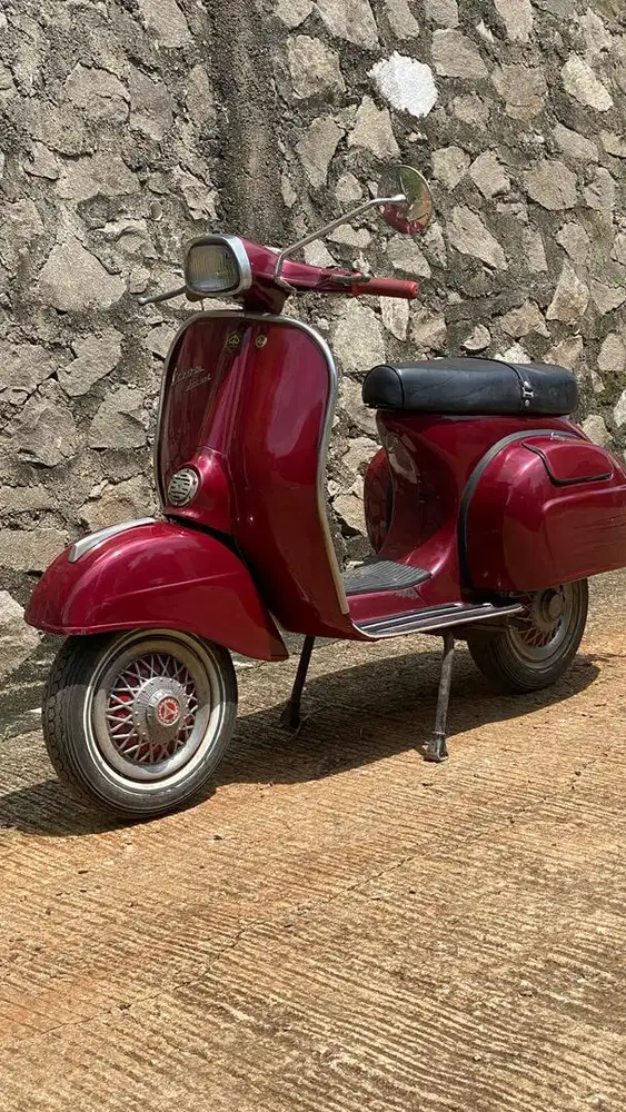 Vespa super 1976 look sprint