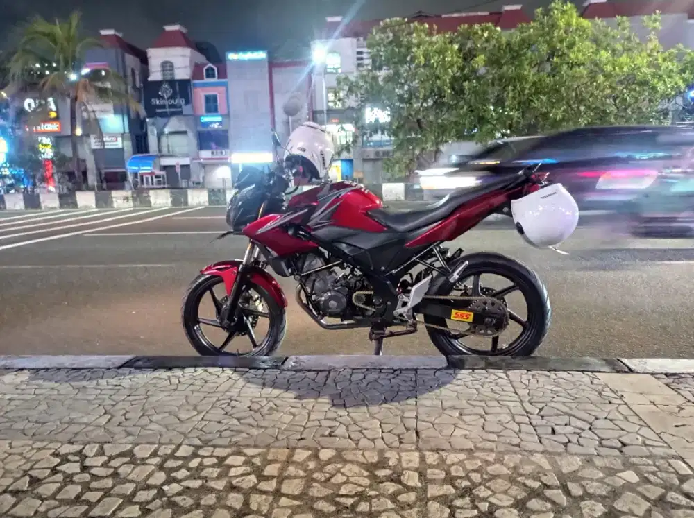 Honda CB150R tahun 2014