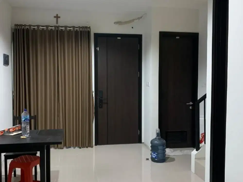 DIJUAL RUMAH HOEK 2 LANTAI CITRA 8 AEROHOME