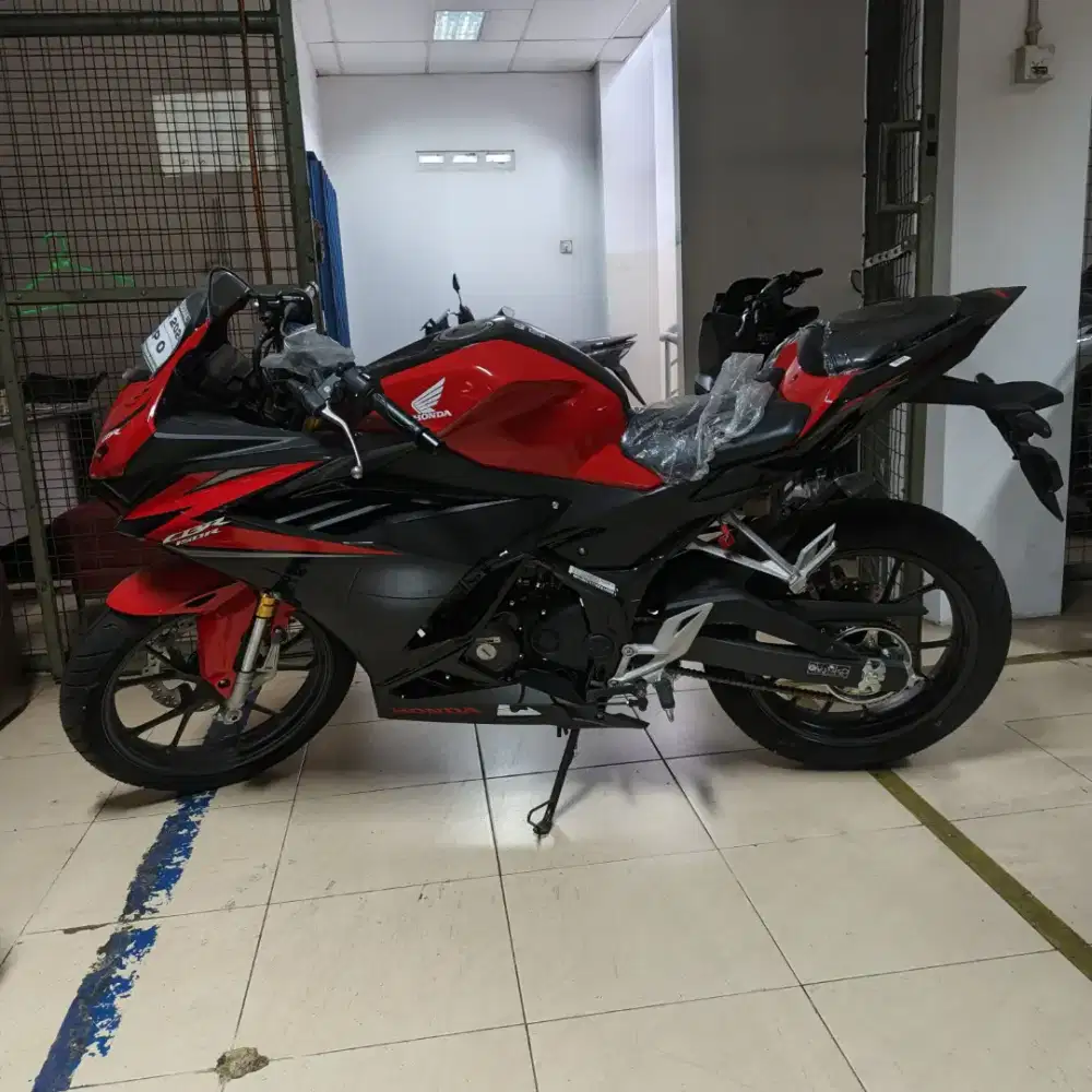 CBR 150R kondisi Baru NIK 2024 diskon 9jutaan dari harga 37.360.000.