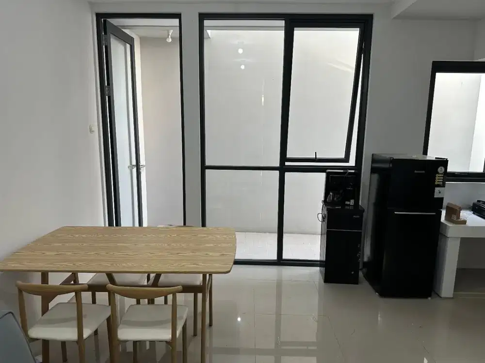 Sewa Kontrakan Rumah di Royal Residence Harga Murah Dekat Citraland Surabaya Barat Harian Mingguan Bulanan Perumahan Per 2025 Dibawah 500ribu