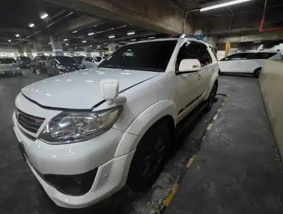 DP RENDAH Toyota Fortuner 2.7 TRD G Luxury Bensin-AT 2015 BBK