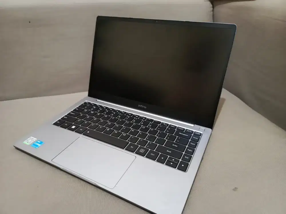 Infinix Inbook X2 core i3 gen 11th ram 8 SSD 256