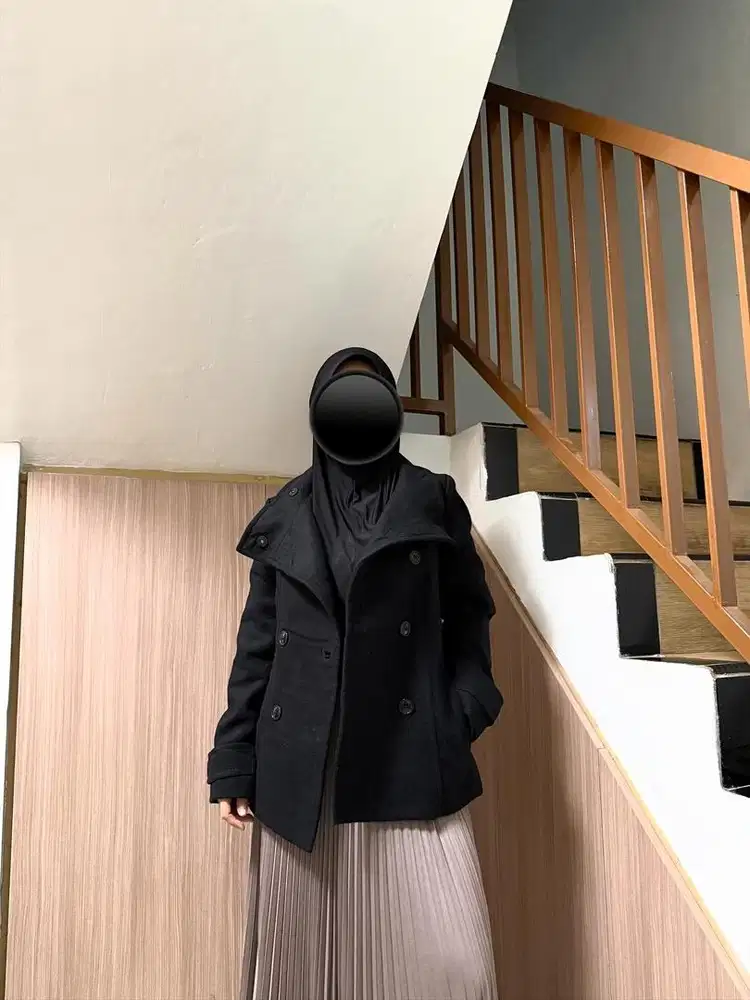 Coat Winter Tebal Black HnM LD 100