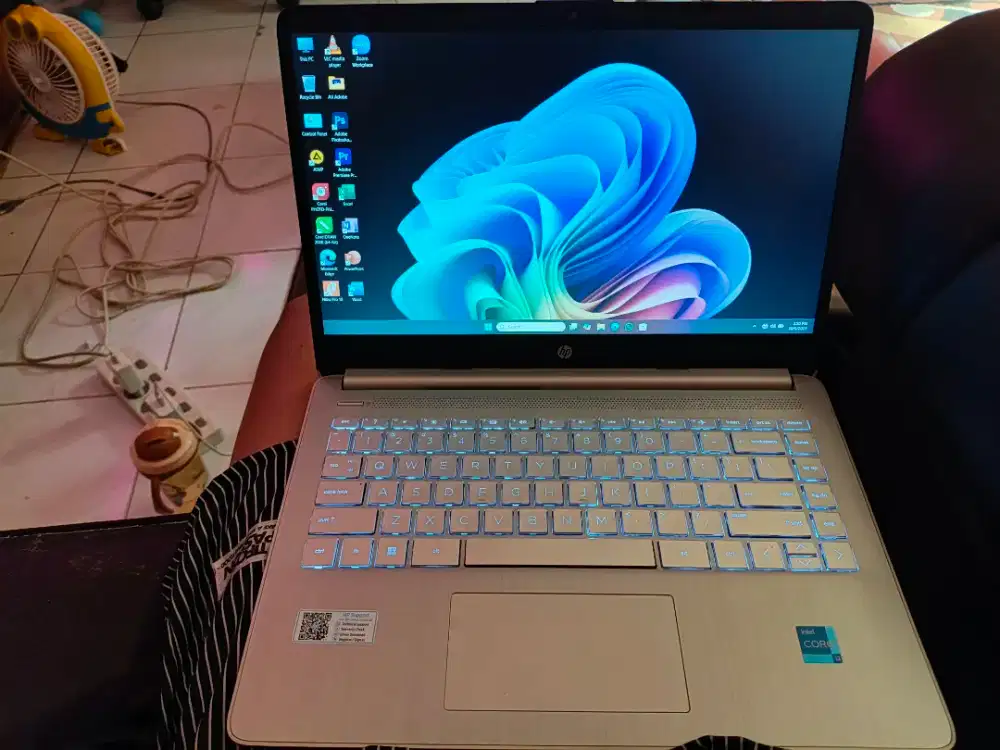 Terima jual beli laptop bekas macbook iPad tablet rusak atau matot