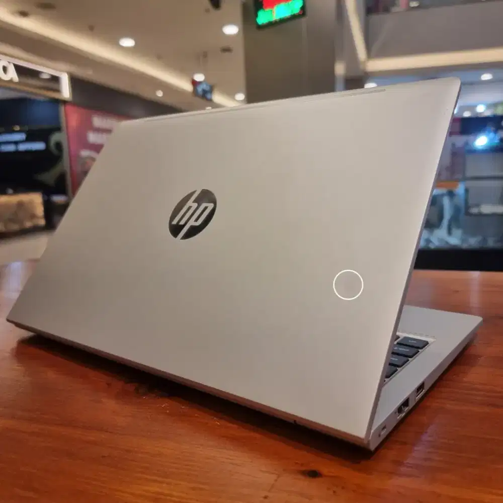 HP ProBook 440 G8 - Core i7 Gen 11 - NVIDIA GeForce MX 450