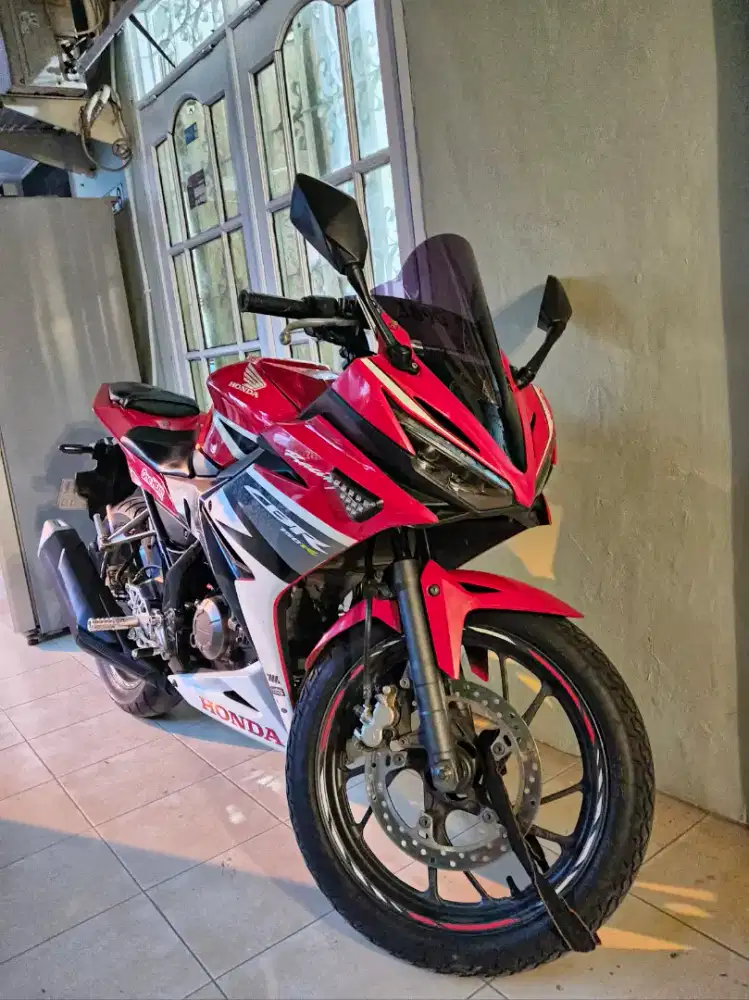 CBR150R FACELIFT (NEGO)