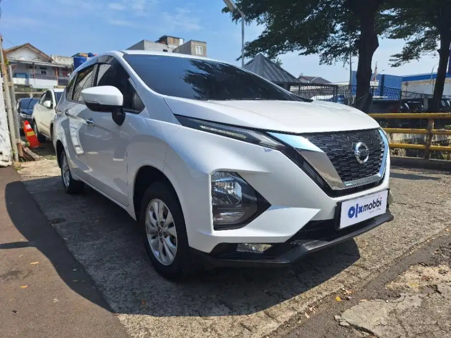 DP MURAH Nissan Livina 1.5 New EL Bensin-MT 2019 Putih CUOHB