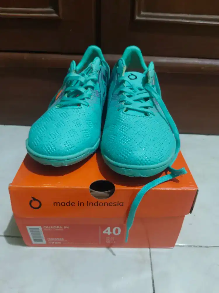 sepatu futsal ortus