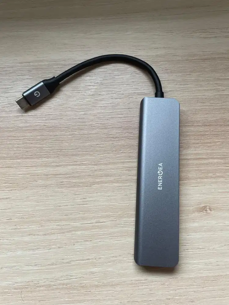 CHARGING HUB 6 IN 1 ALU ALLOY ENERGEA ALUHUB GUNMETAL