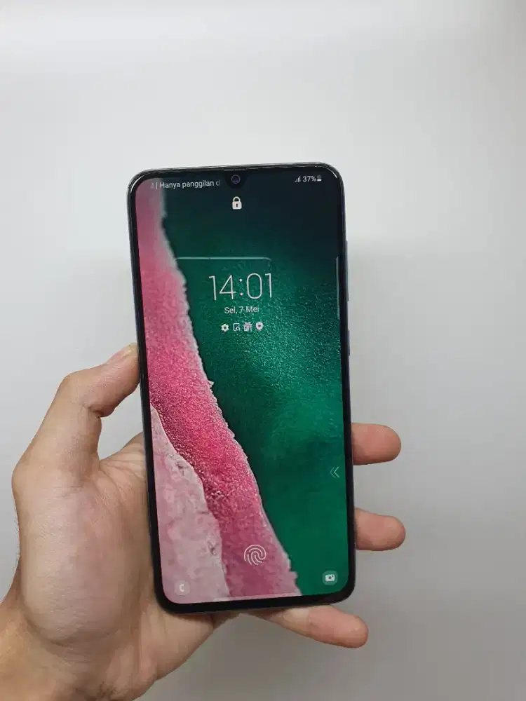 Samsung A70 6/128gb resmi sein
