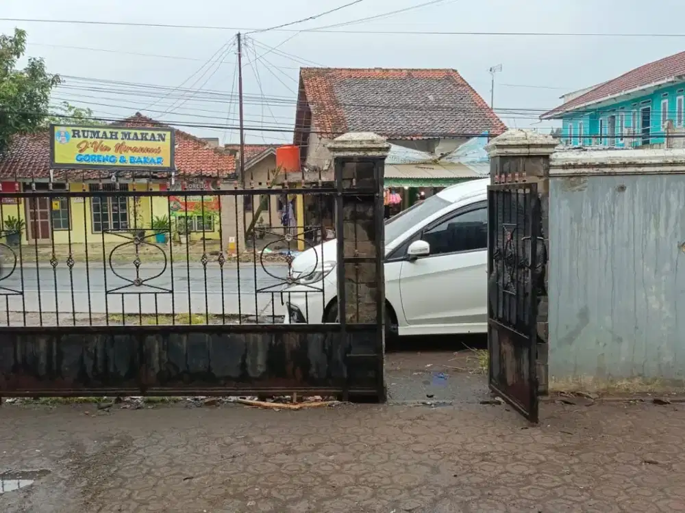 Super. Strategissss.  Jln. Raya. Cianjur.  Segala. Usaha.   Cck