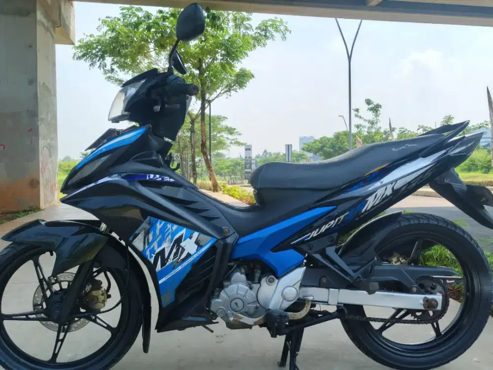 Yamaha Jupiter MX 135 kopling 2013 stater tokcer halus mulus terawat