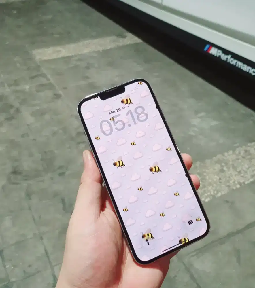 Iphone 13 Pro Max Metalik White resmi