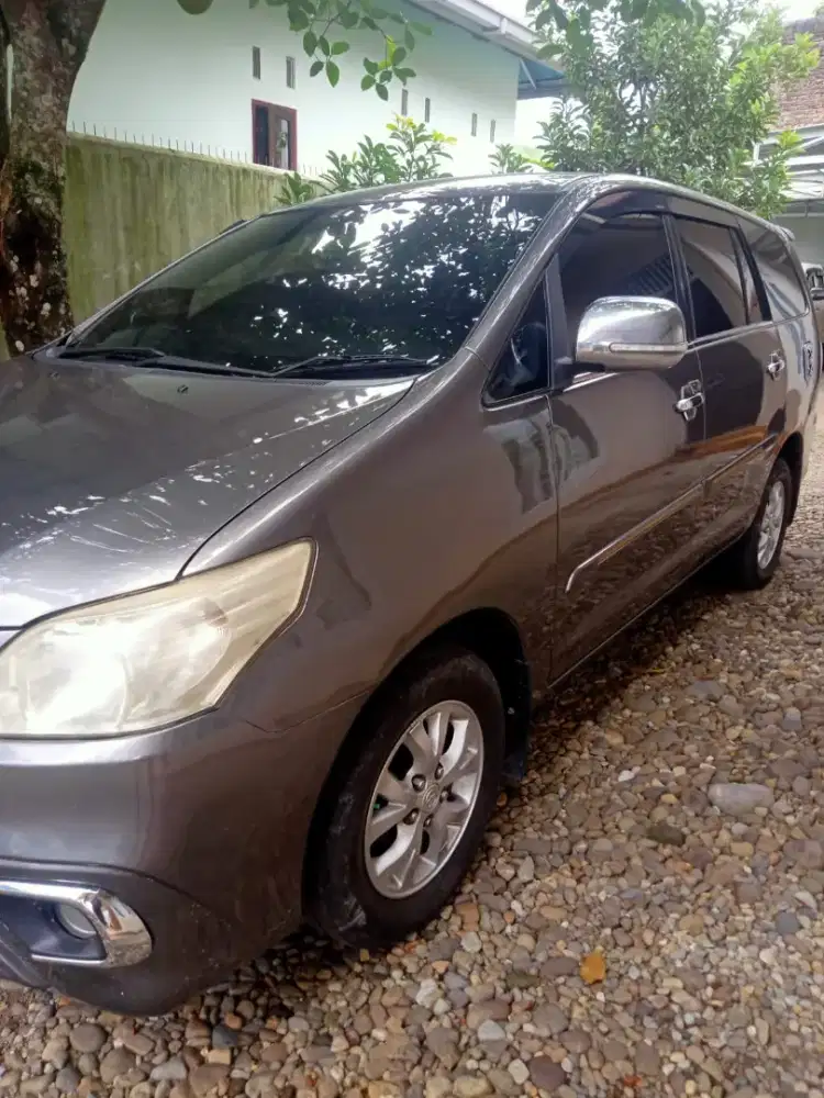 Innova type G manual thn 2014 Solar Warna Abu2