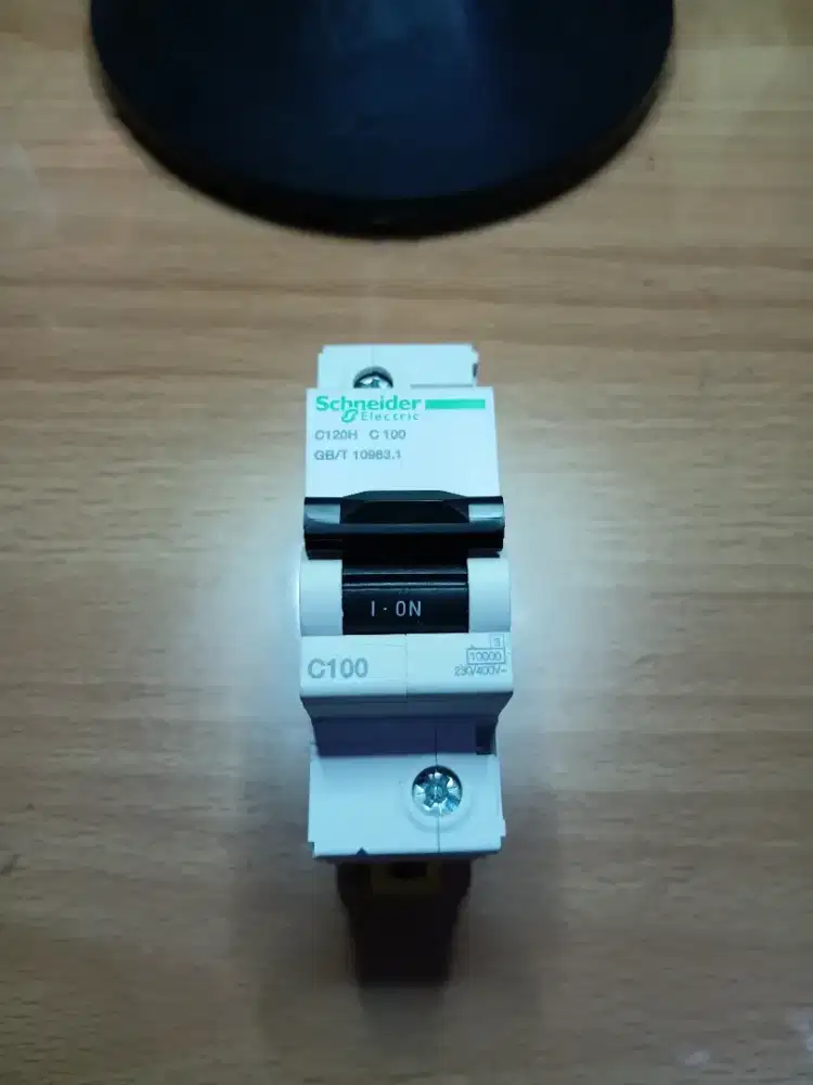 MCB schneider C120H C 100A & C123A