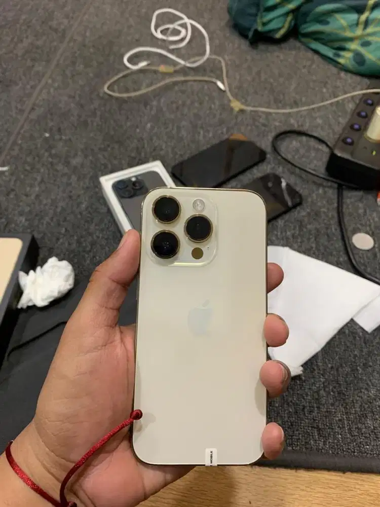 Iphone 14 pro 256gb inter all operator bergaransi