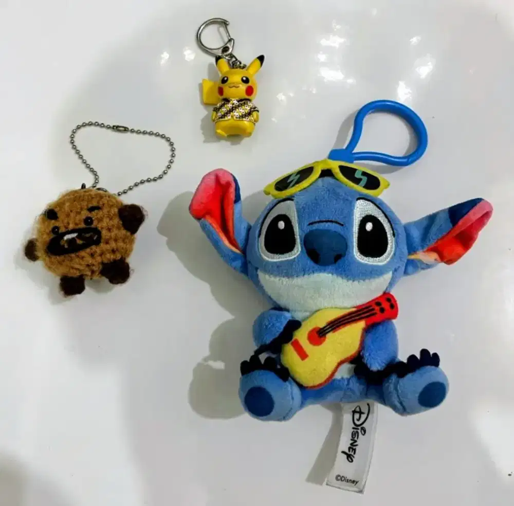 3 Gantungan Keychain Pikachu Batik And Lilo and Stich Disney