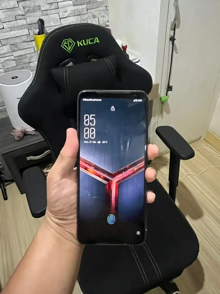 Asus ROG phone 2 hp only no minus 8/128 gb