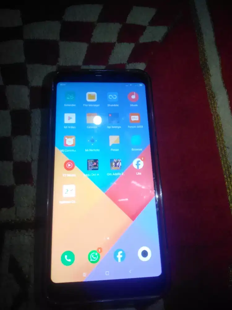Redmi 5 plus ram 3/32/4g normal