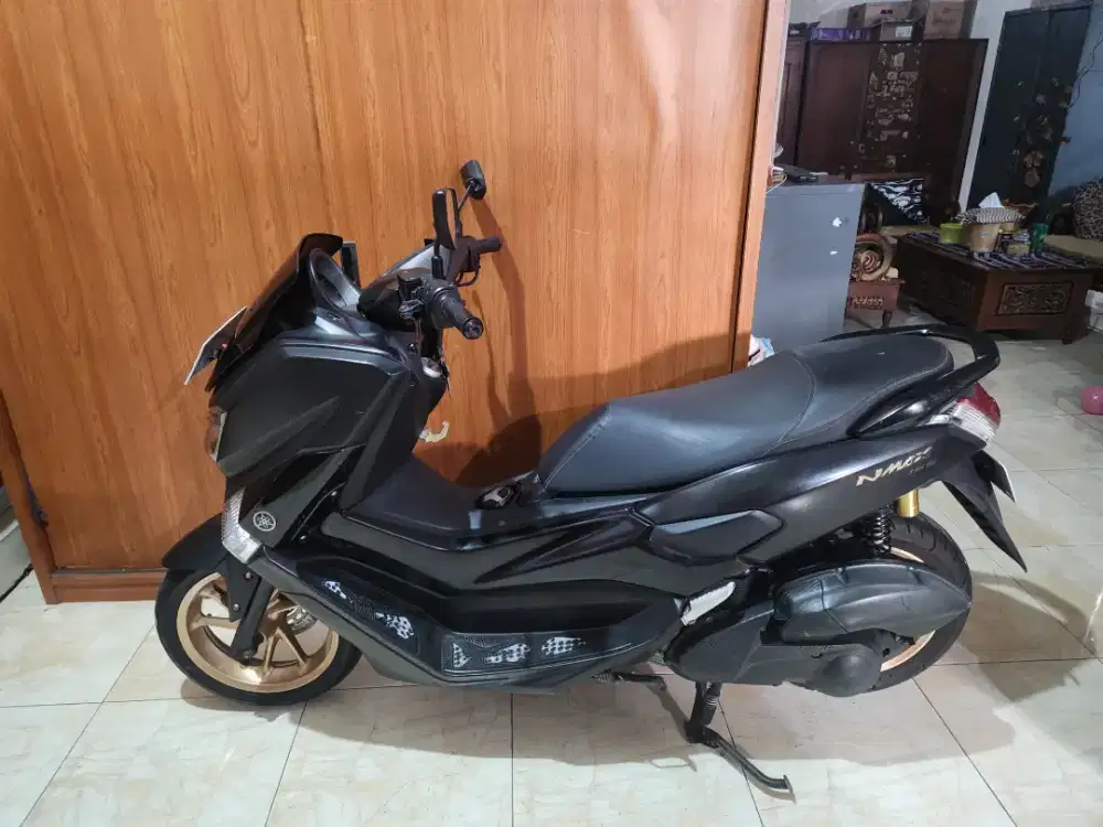 Nmax new hitam doff 2019 Gbm