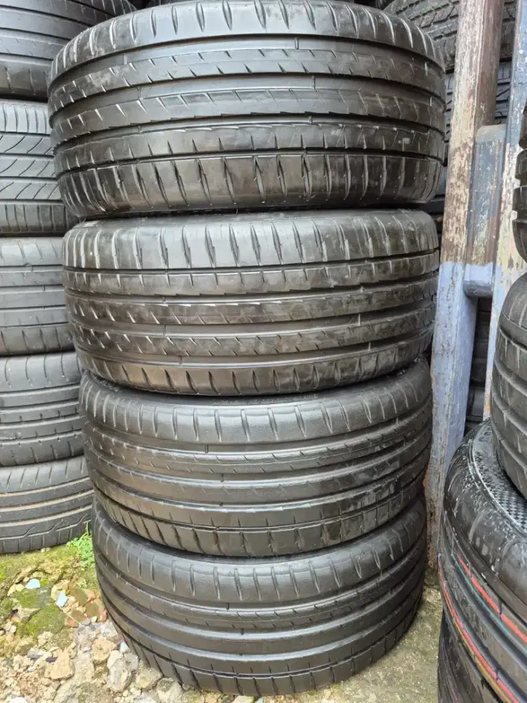 Ban copotan mechlin pilot sport4 215/45 R17 90%..4pcs