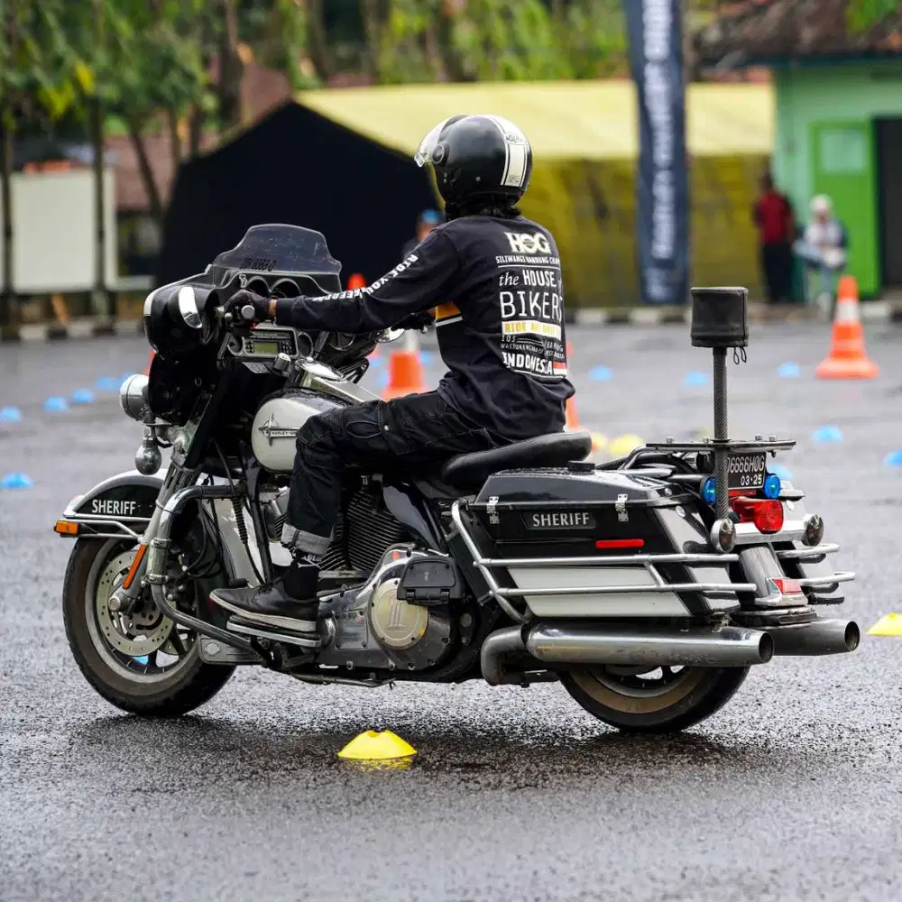 Harley Elektra Police Paper FP Epol 2006 (Rare) Panda