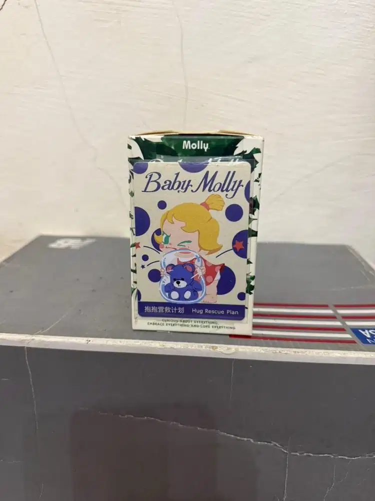 POP MART SECRET BABY MOLLY HUG RESCUE PLAN FOIL SEALED