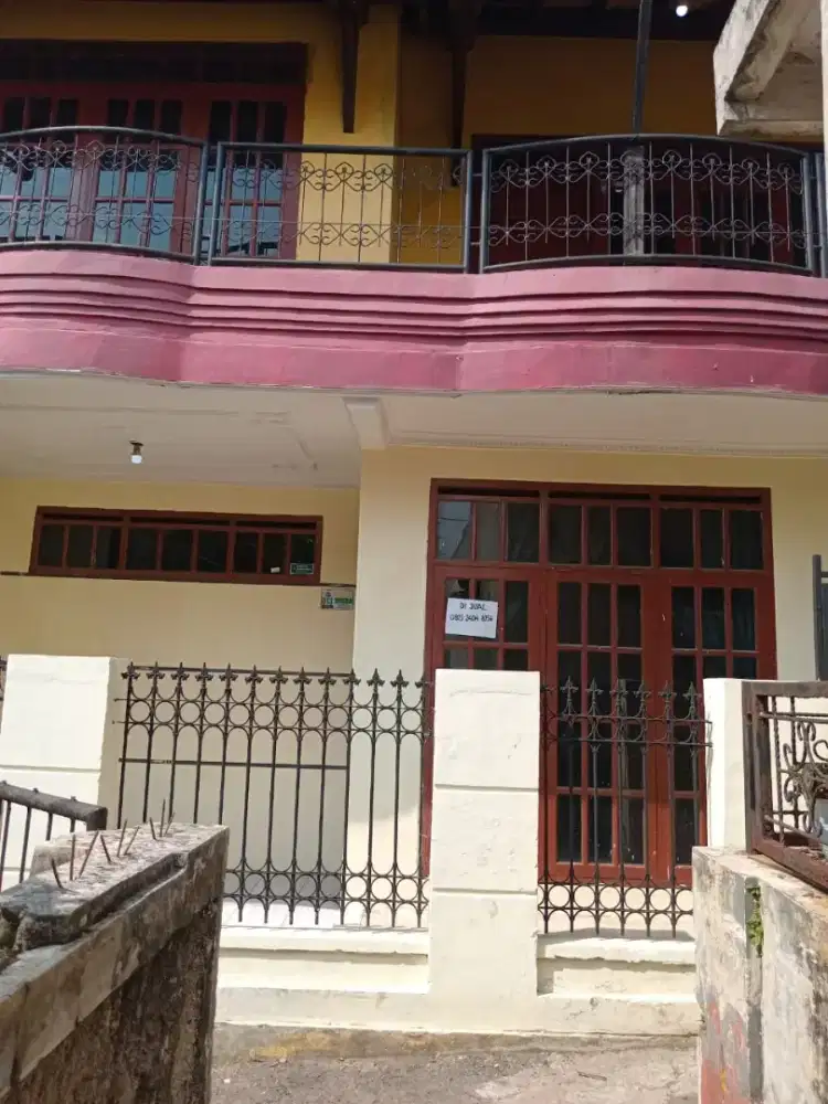 JUAL RUMAH 2 LANTAI