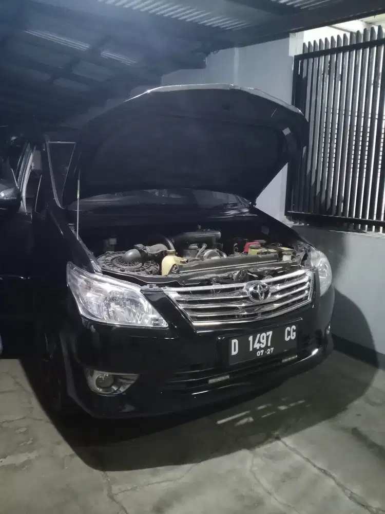 Toyota Kijang Innova 2013 Diesel