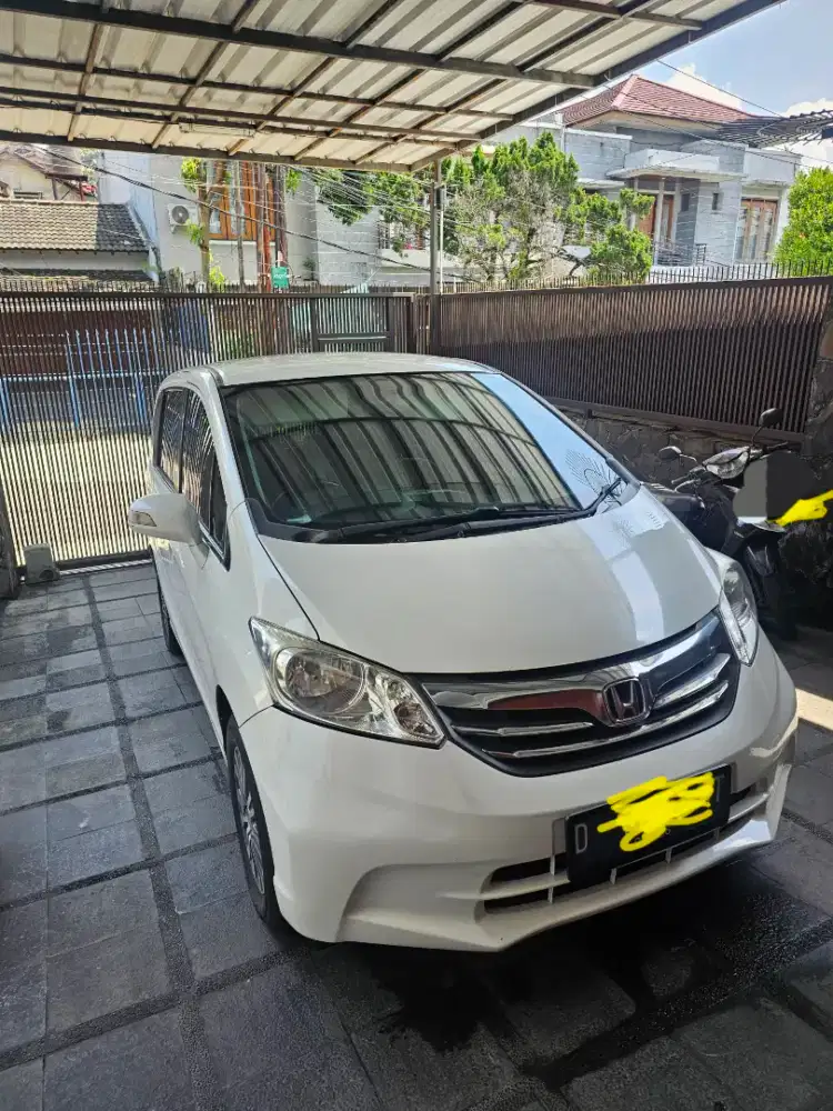 Honda Freed 2012
