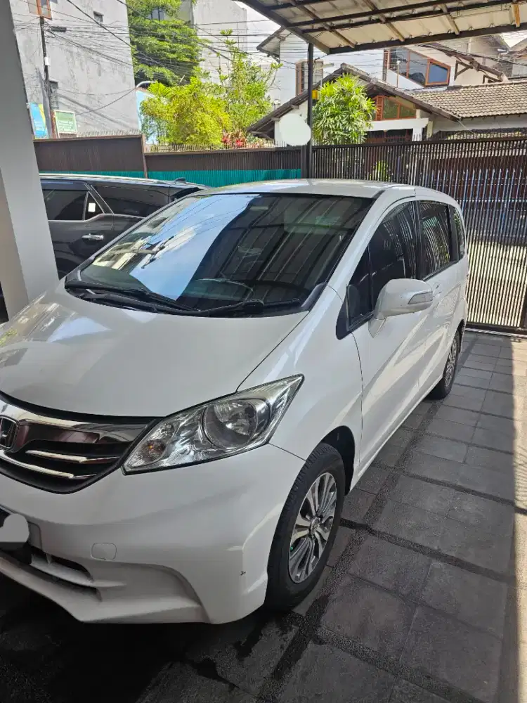 Honda Freed 2012