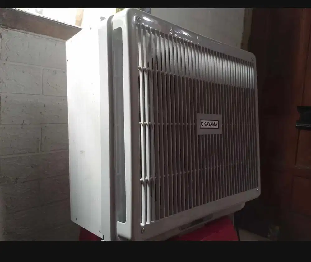 Dijual cepat exhaust 10 dan tatakan nya