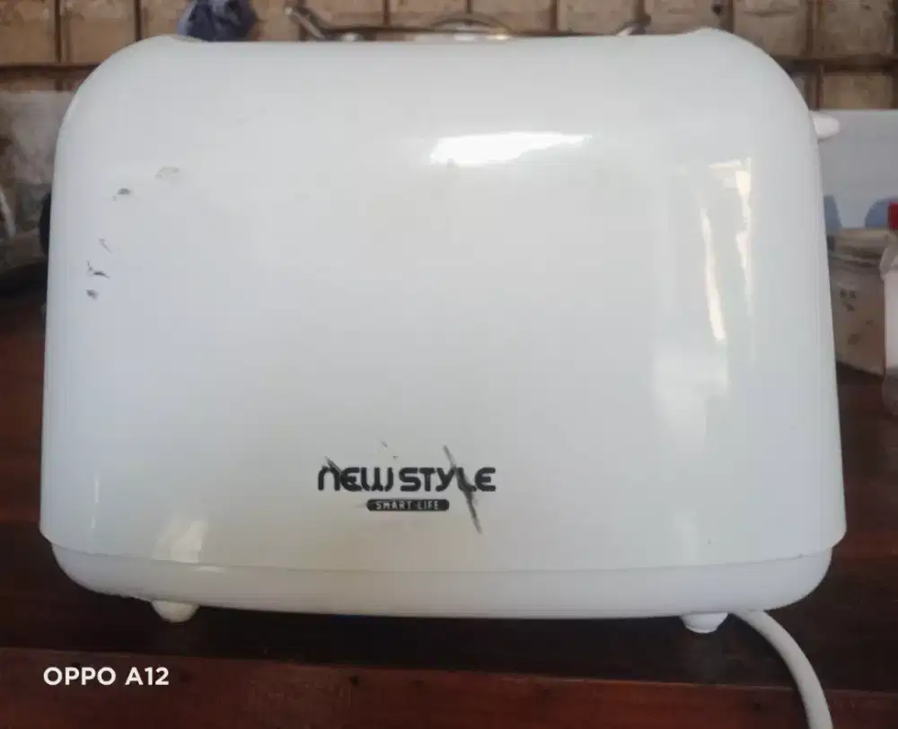 Dijual pemanggang roti