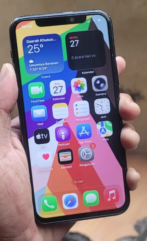 Iphone 11 128gb hp charger