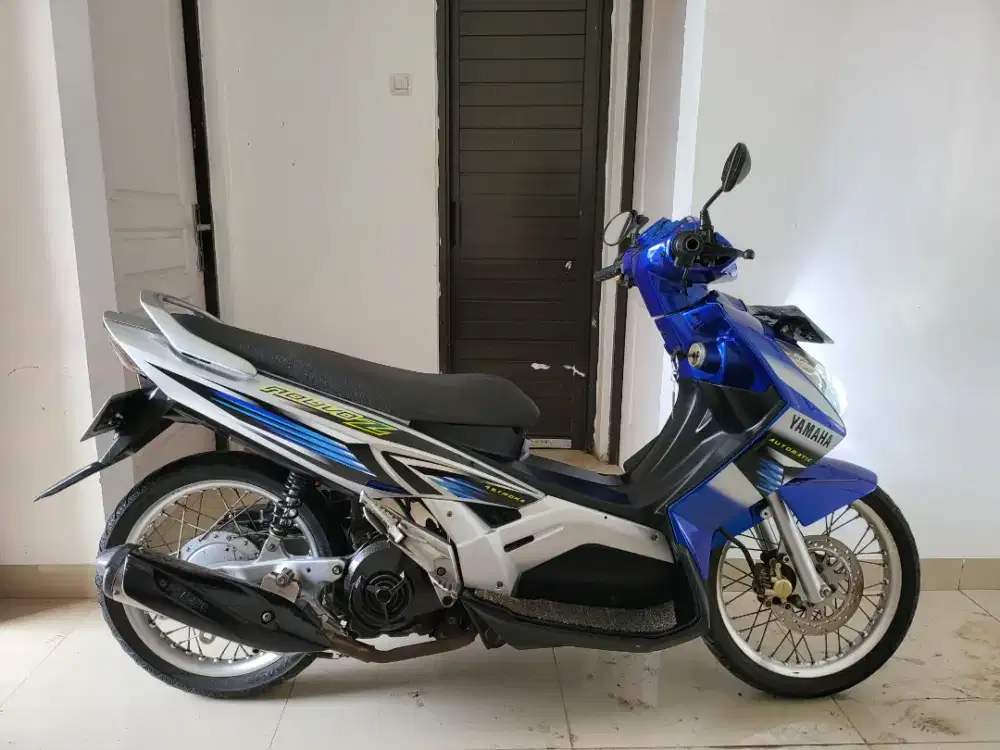 Yamaha nouvo Z tangan pertama