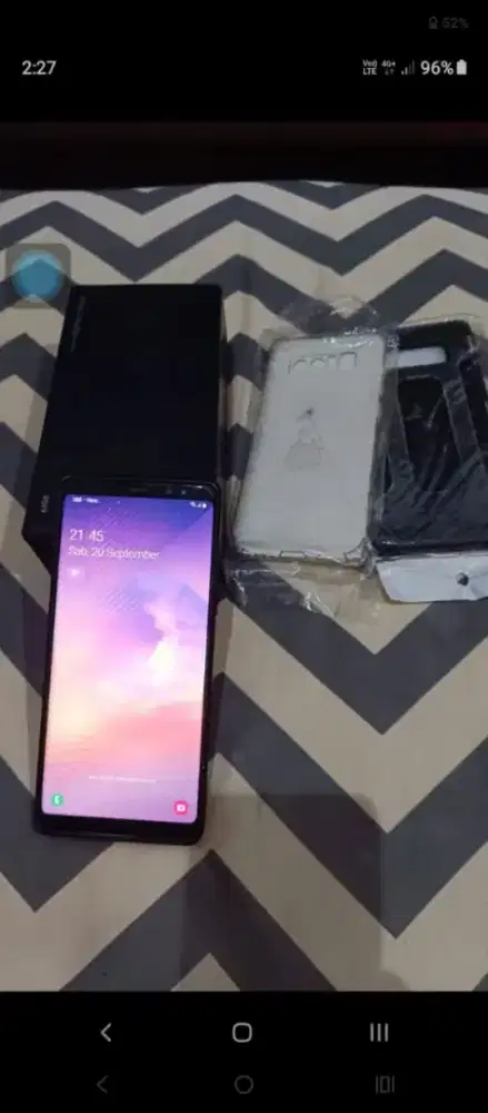 samsung note 8.kondisi layak pakai dan minus garis 1 pink.selebih aman
