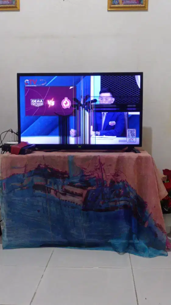 Di jual tv Sharp Aquos 32 inch