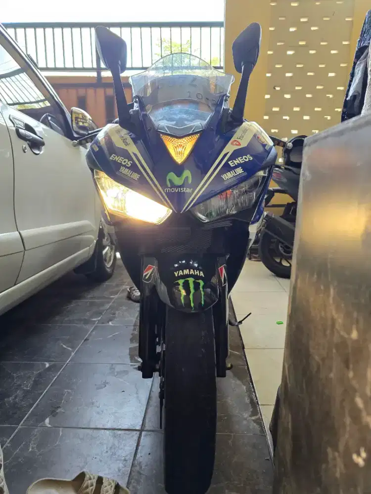 Yamaha R25 2014