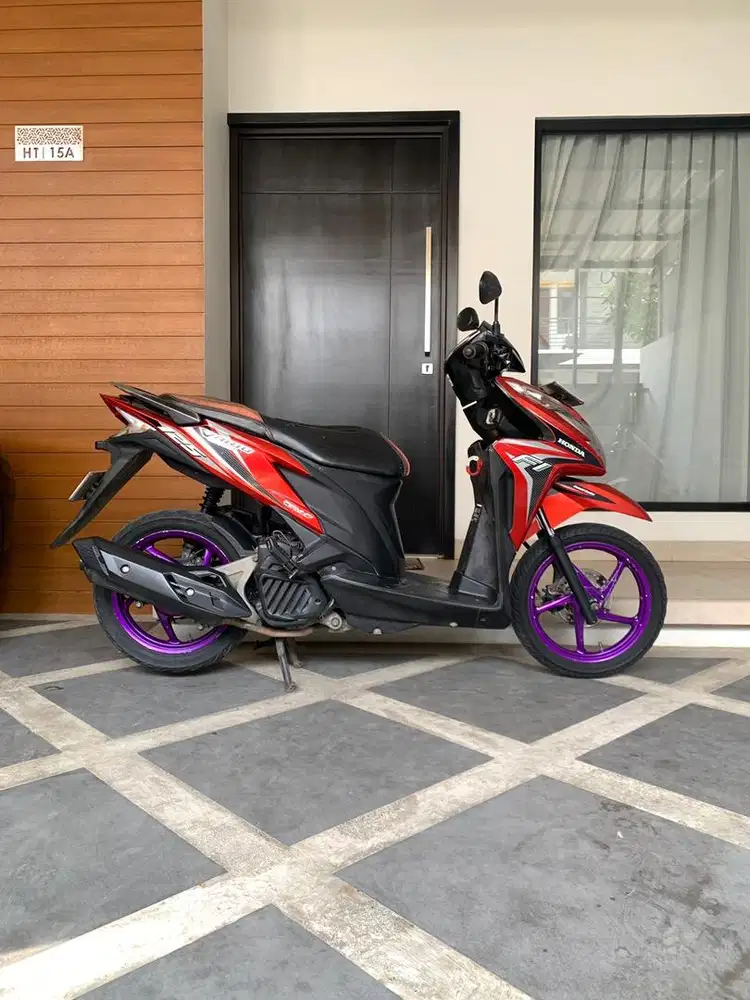 HONDA VARIO 125 2015 KZR PAJAK IDUP, PLAT DKI, SURAT LGKP, MESIN JOS