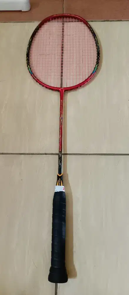 Di Jual Raket Badminton