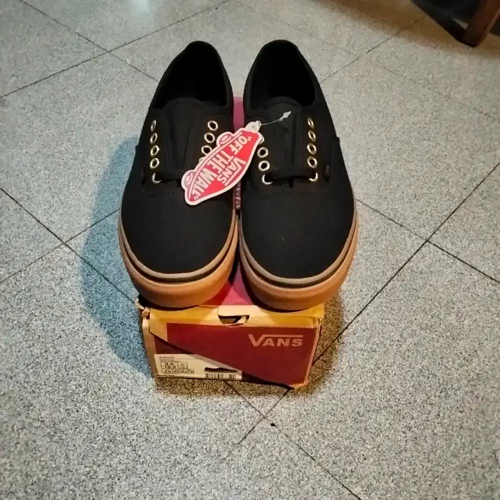 Vans Authentic Black Gum Original