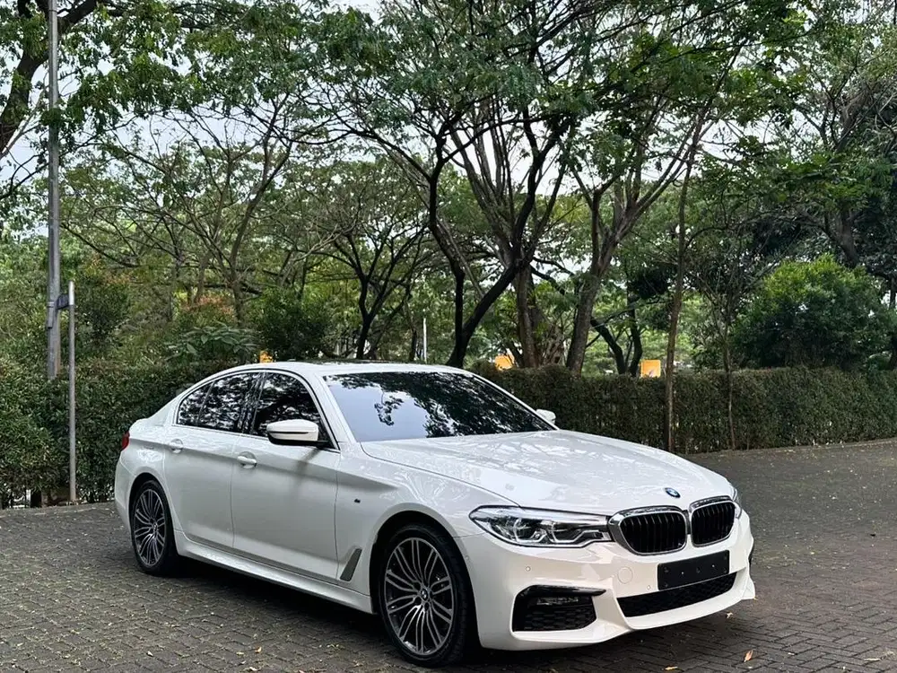 G30 MSport! BMW 530i 2019 Full Option C300 330i X5 GLC200 CLS350