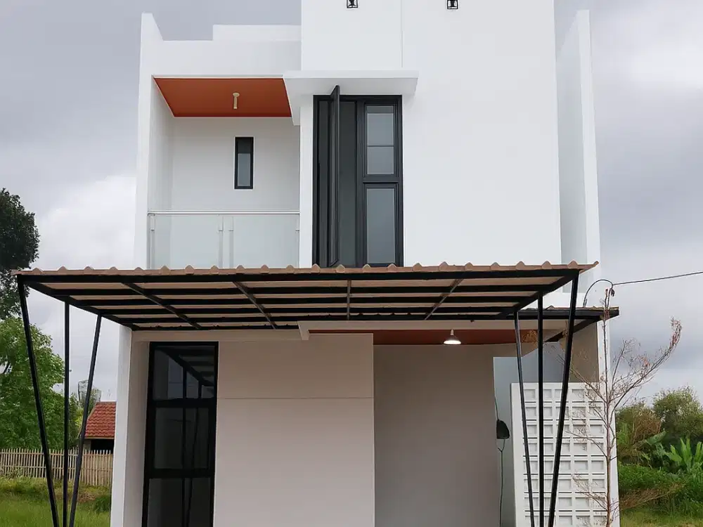 Dijual Rumah Modern 2 Lantai , Super Strategis, Fasilitas Lengkap,