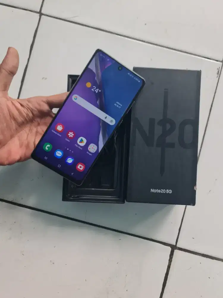 SAMSUNG NOTE 20