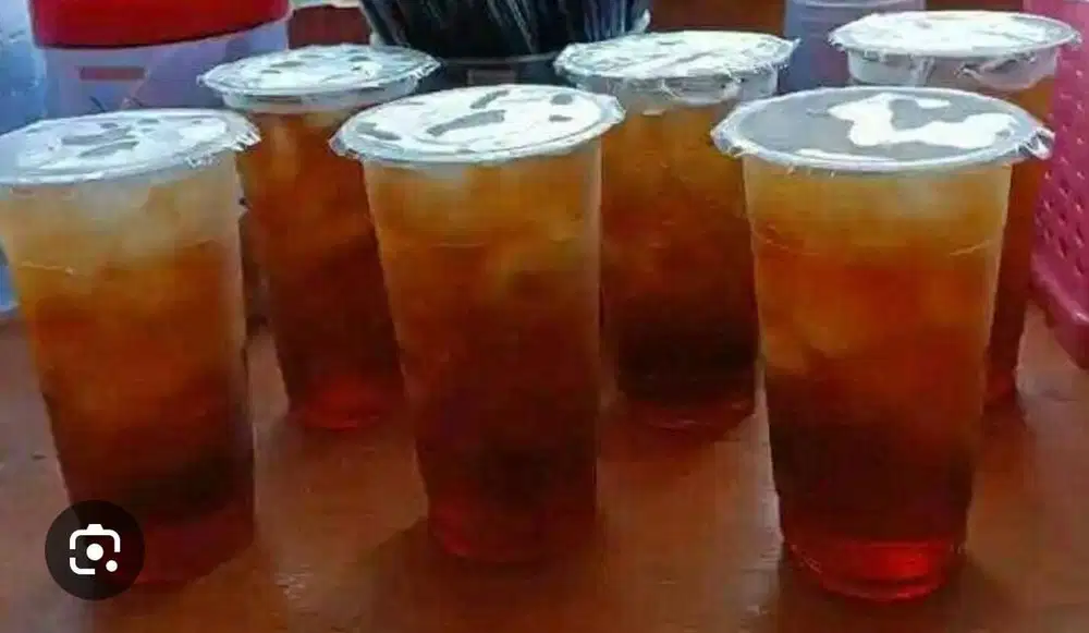 Jaga Es Teh di Sekneg Kebon Nanas