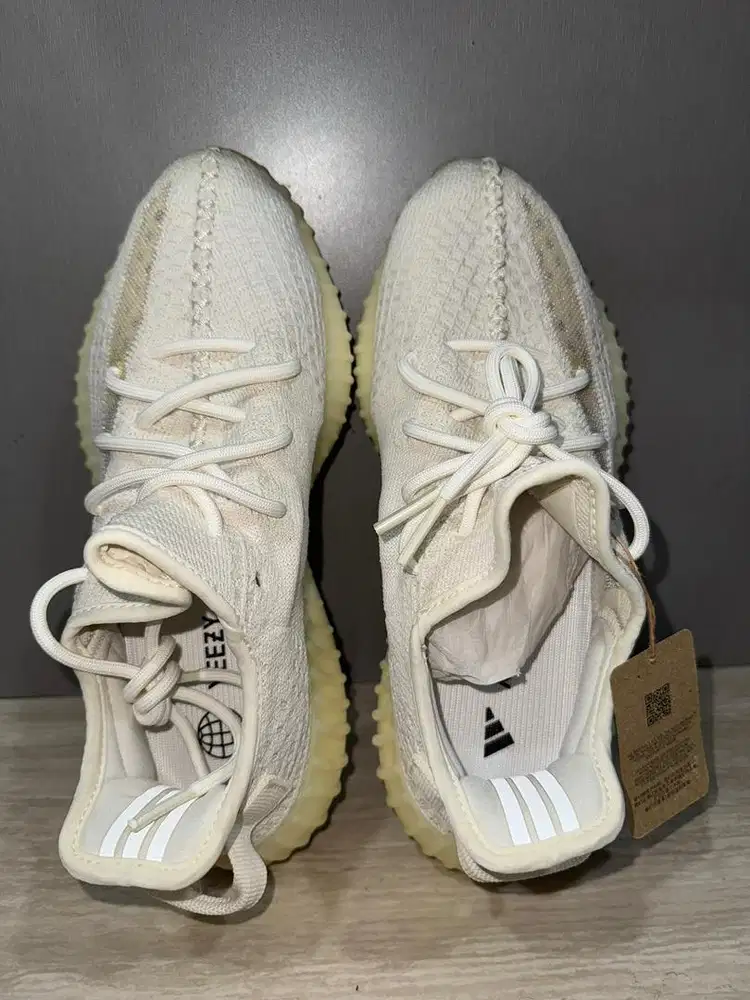 Yezzy boost 350 v2 white bone BNIB