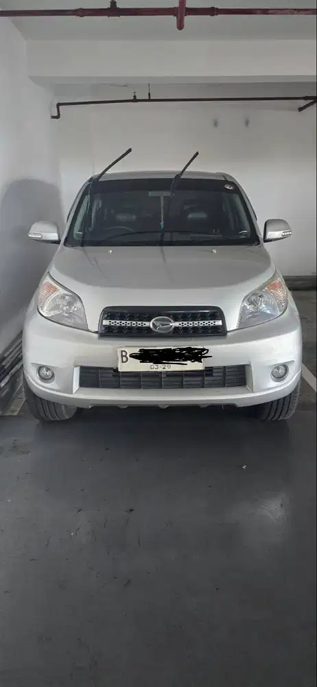 jual mobil terios 2013