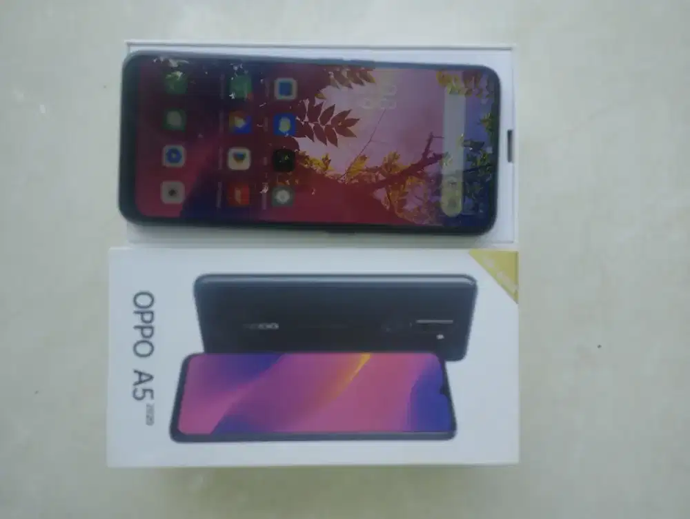 Handphone oppo A5 2020 Siap pakai